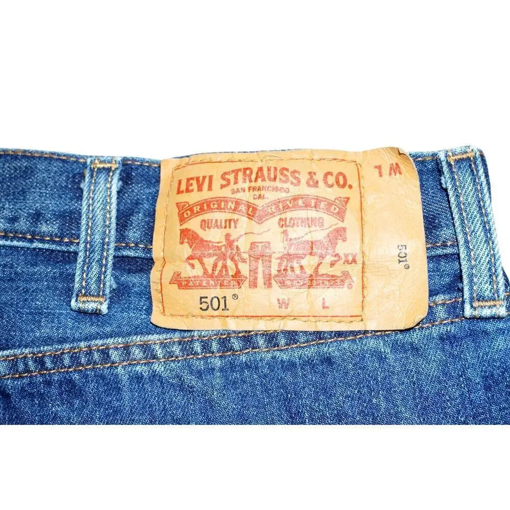 Levi’s 501 Button Fly Jeans – W44 L30 – Classic Fit Straight Leg – Medium Denim